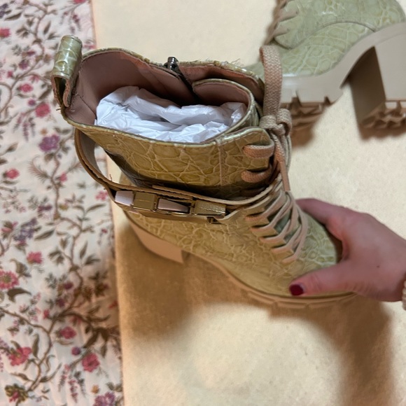 BRAND NEW NEVER WORN SCHUTZ BOOTS - Picture 2 of 3